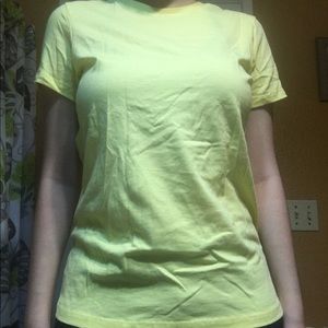Plain baby yellow t-shirt